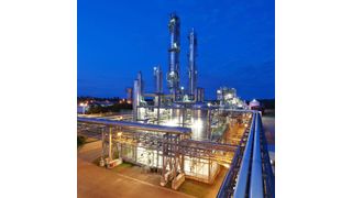 Im Jahr 2013 wurden etwa 100 Milliarden Liter Bioethanol destilliert. Das Bild zeigt eine Bioethanol-Anlage von Nordzucker in Klein Wanzleben in Sachsen-Anhalt. (Bild: Bundesverband der deutschen Bioethanolwirtschaft)