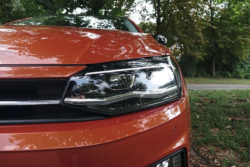 Die LED-Scheinwerfer kosten 985 Euro extra. Wer auch die Rückleuchten in LED-Technik haben möchte muss weitere 200 Euro ausgeben. (Sven Prawitz/»Automobil Industrie«)