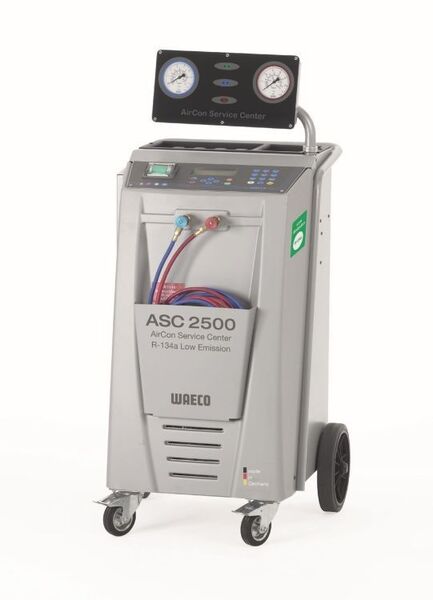 Das „ASC 2500 Low Emission“ von Waeco: Auch dieses kann der Nutzer, als R134a-Variante angeschafft, jederzeit auf R1234yf umrüsten. Seine Kältemittelverlustrate soll „nahezu 0 Gramm“ betragen. (Foto: Waeco)