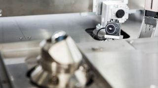 Solder Guard verknüpft Bildaufnahmen von Lötstellen mit den zugehörigen Prozessdaten und soll so die Fehlererkennung und Ursachenanalyse beim selektiven Löten verbessern. (Bild: Eutect)