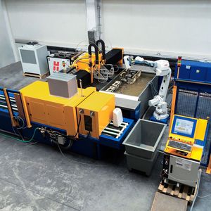 ...Mittels einer Hochdruckwasserstrahlschneidanlage in Kombination mit einem Robotermanipulator werden die Keramikprodukte nur mit einem System geschnitten, gereinigt und getrocknet – alles automatisch, sagt Microstep.