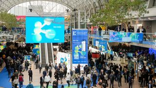 Welcome zur nächsten K-Messe heißt es leider erst wieder Ende Oktober 2028. Denn die aktuelle Ausgabe hat heute ihren letzten Tag. Lesen Sie hier, wie sich die Branche derzeit entwickelt und wie die Stimmung im Kunststoff- und Kautschuksektor war und ist ... (Bild: Messe Düsseldorf / ctillmann)