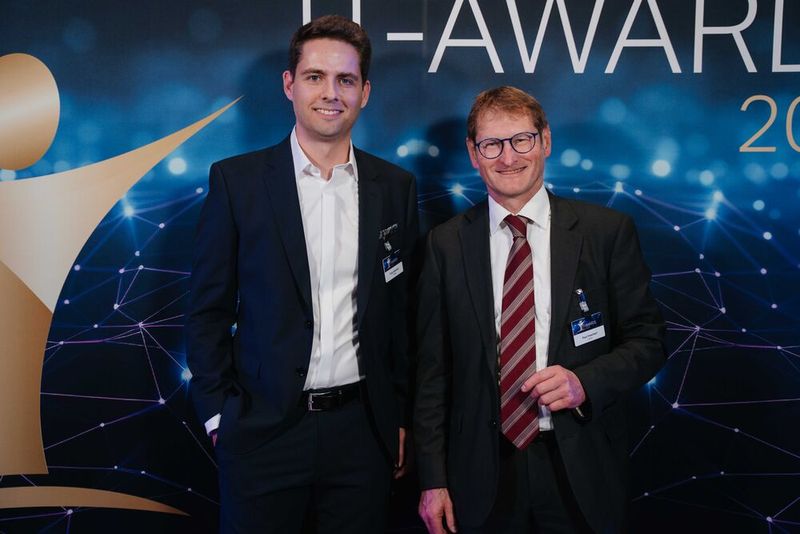 Franz Stemmer (SoSafe) und Paul Hoecherl (Lenovo). (Bild: Manuel Emme Fotografie)