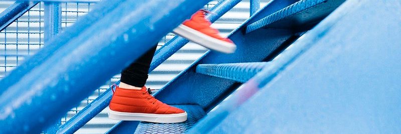 Wenn die Unternehmens-IT in die Cloud umziehen soll, sollte mit Bedacht und schrittweise vorgegangen werden, erklärt DACH-Chefin Annette Maier von Google Cloud. Wenn die Unternehmens-IT in die Cloud umziehen soll, sollte mit Bedacht und schrittweise vorgegangen werden, erklärt DACH-Chefin Annette Maier von Google Cloud.