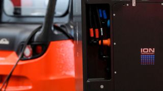Linde-MH erweitert sein Li-Ion-Batterieportfolio für seine Gegengewichtstapler mit 2 bis 8 t Tragkraft. (Linde-MH)