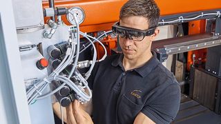 Avec VisualAssistance, KASTO a lancé une solution extrêmement innovante pour la télémaintenance de ses machines et installations sur le marché avec pour cœur du système une application interactive  (Kasto)