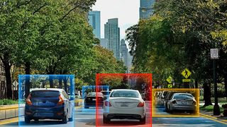 Radarsensoren erfassen Objekte im Umfeld eines Fahrzeugs. Eine Software werdet die Daten aus und ermöglicht eine Identifizierung. (Bild: 2016 biletskiyevgeniy.com/Shutterstock)