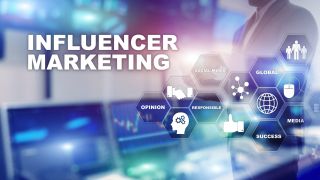 influencer-marketing-concept-in-business-technology-internet-and-network-abstract-background-mixed-media-stockpack-adobe-stock-scaled (Quelle: Funtap - Adobe Stock)