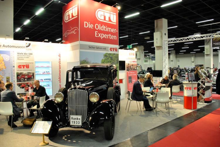 Darf auf keiner Oldtimermesse fehlen: Die Sachverständigenorganisation GTÜ nennt sich nicht ohne Grund „die Oldtimer Experten“. (Bild: Dominsky)