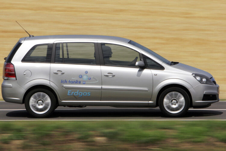 Opel war 2001 einer der Pioniere in Sachen Erdgasantrieb. Seit dieser Zeit gibt es den Zafira mit dieser Alternative. Den Astra hat der Hersteller leider wieder aus dem Programm genommen. (Foto: Opel)