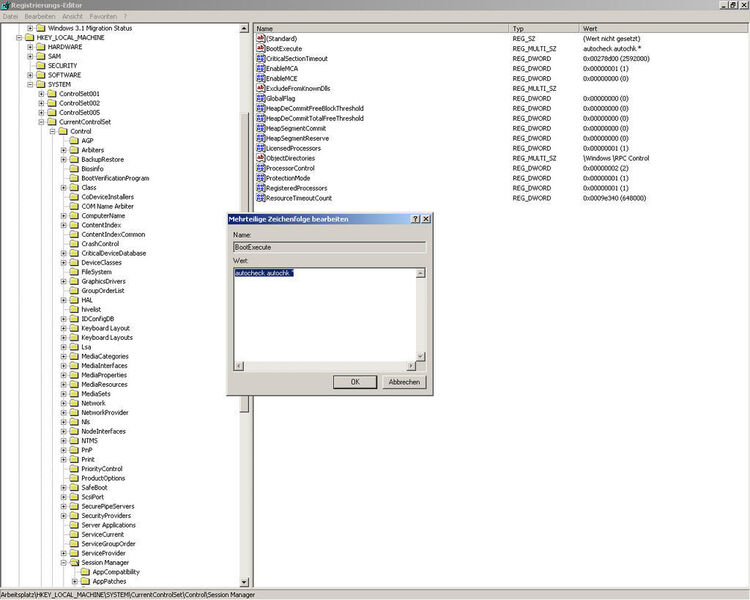 Unter Windows XP kann man den automatischen Start von CHKDSK verhindern, indem man im Registry-Key HKEY_LOCAL_MACHINE\SYSTEM\CurrentControlSet\Control im Eintrag BootExecute den Wert autocheck autochk* löscht. (Archiv: Vogel Business Media)