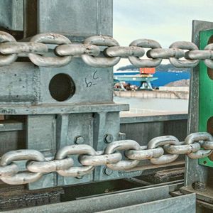 Der Taschenradblock mit dem 2-in1-Antriebssystem Tecdos-Pi-Gamma ermöglicht horizontale und vertikale Anwendungen mit einer Kettenumlenkung von 90° bis 180°.(Bild:  RUD)