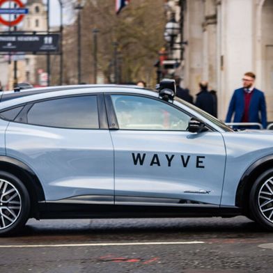 Wayve entwickelt eine Software-Plattform für Assistenzsysteme. Das Start-up hat nun frisches Kapital gesammelt – auch aus der Autoindustrie. (Bild: Wayve)