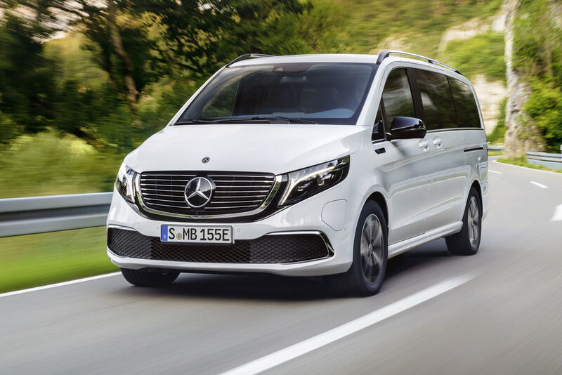 Die V-Klasse von Mercedes kommt künftig auch mit E-Motor.  (Daimler)