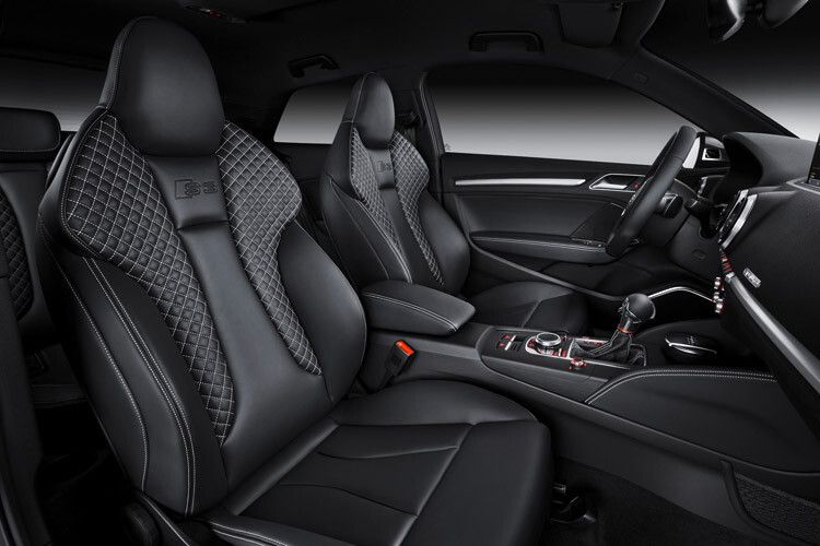 Auch die stark konturierten Sportsitze lassen keinen Zweifel am eigentlichen Bestimmungszweck des S3 aufkommen. (Foto: Audi)