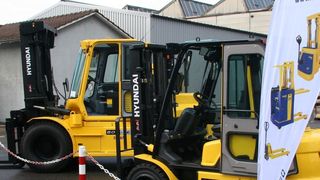 Stöcklin, mit Hauptsitz in Dornach bei Basel, übernahm ab 1.Februar 2013 den Vertrieb von Hyundai-Frontstaplern in der Schweiz. (Bild: Stöcklin Logistik AG)