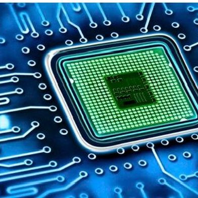 Deutschland und Europa wollen unabhängiger von ausländischen Computerchips werden. Deshalb wollte Intel in Magdeburg eine Fabrik aus dem Boden stampfen, was aber bisher nicht verwirklicht wurde. Jetzt winkt eine neue Chance für das Milliardenprojekt ... (Bild: Daddel)