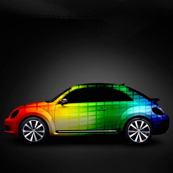 Das Muscle Car ändert seine Außenfarbe je nach gewählter Musik des Fahrers. Fröhliche Musik erwünscht! (Volkswagen)