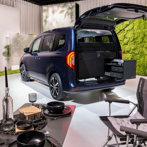 Den Mercedes EQT gibt es mit dem sogenannten Marco Polo-Modul.(Bild:  Mercedes-Benz)