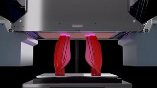 Bei der VLM-Technologie werden dünne Schichten hochviskoser Harze auf eine transparente Trägerfolie laminiert und anschließend belichtet.  (Bild: BCN3D)