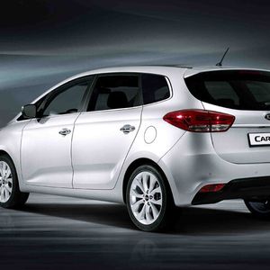 Kia präsentiert in Paris den neuen Carens.