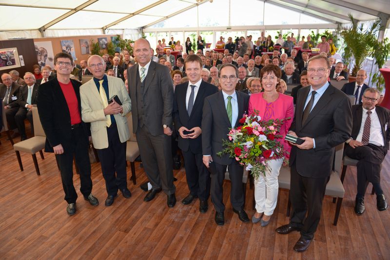 Die Teilnehmer der Podiumsdiskussion auf der Jubiläumsfeier 