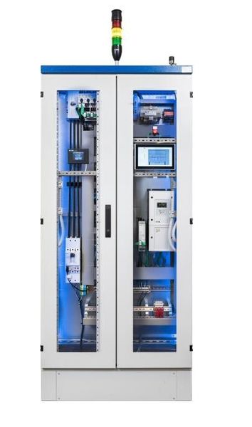 Anhand eines Modellschranks zeigt LS Automation, was technisch möglich ist, um energieeffiziente Anlagen zu bauen, zu überwachen und auf ISO 50001 vorzubereiten. (Eaton)