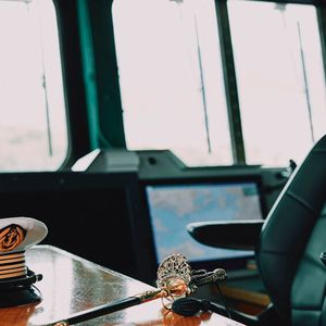 Der Kommandantensitz ist klimatisiert und verfügt über eine Massagefunktion. (Bild:  Stellantis)