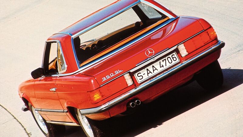 Insgesamt baute Mercedes-Benz den SL über eine Dauer von 18 Jahren. Das schaffte, mit Ausnahme des G-Modells, kein anderer Typ der Marke. (Bild: Daimler AG)
