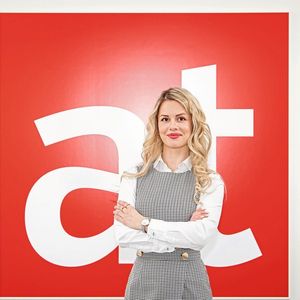 „Aufgrund unseres Kompetenzspektrums und der Anfragen seitens der Industrie an uns, eine Messe zu veranstalten, bieten wir im November mit dem 'Swiss Production Forum' der Schweizer Fertigungsindustrie eine neue Messeplattform an“, sagt Abetare Cakiqi, Messeleiterin, 'Swiss Production Forum'.