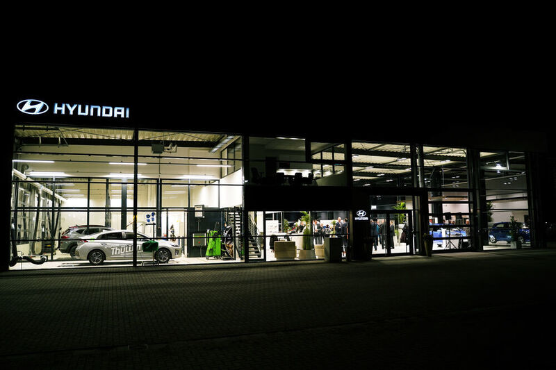 Das Autohaus Thüllen hat in Kempen einen neuen Hyundai-Betrieb eröffnet. (Thüllen/Chris Neumann)