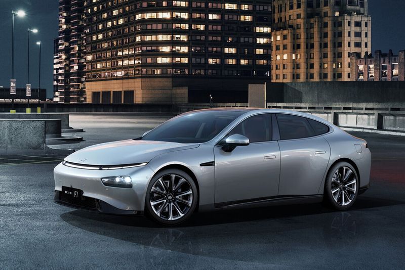 Die Ähnlichkeit zur Limousine des amerikanischen Konkurrenten ist erkennbar. (Bild: Xpeng)