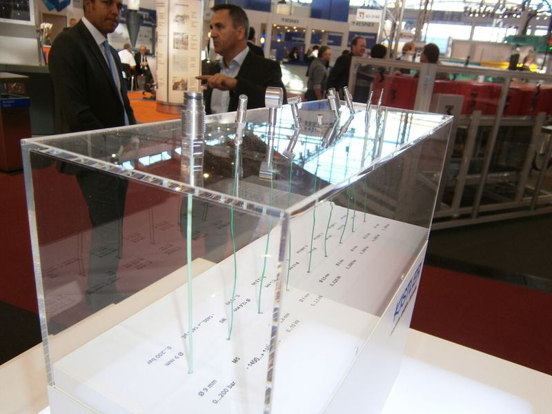 Das war die Kunststoffmesse Fakuma 2014 in Friedrichshafen...So sehen die Kistler-Sensoren dafür aus... (Bild: Königsreuther)