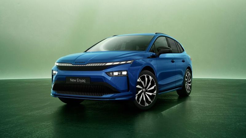 Innerhalb des Konzerns steht auch der Skoda Enyaq als direkte Alternative zum ID4 bereit. Der Tscheche ist frisch geliftet. (Bild: Skoda)