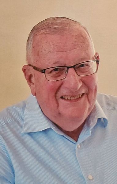 Acuh Firmengründer Fritz-Jörg Gläser feierte mit den Mitarbeiterinnen und Mitarbeitern den 50. Geburtstag des Horber Unternehmens. (Bild: Gläser Group)