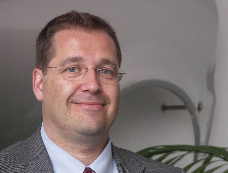 Bild 9: Arndt Brandstetter, Key Account Manager bei Schuler Pressen (Bild: Schuler)