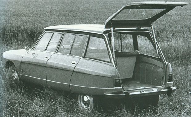 Die Heckklappe des Kombi erinnert heftig an den legendären Citroën 2CV (deux chevaux), der technisch mit dem Ami 6 verwandt ist. (Archiv: Vogel Business Media)