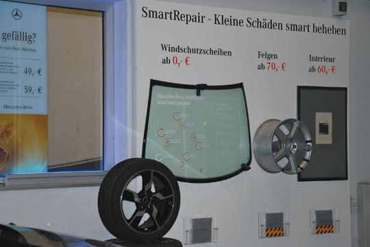 „Reden wir darüber“: Beispiele für das eigene Smart-Repair-Konzept unterstützen die Kundenansprache. (Archiv: Vogel Business Media)