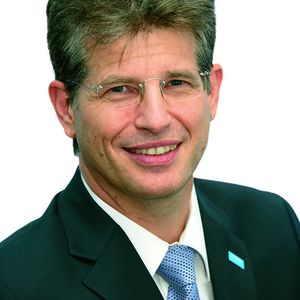 „Alle Dienstleistungen der BASF müssen wettbewerbsfähig sein nach den Kriterien Qualität, Preis, Leistung und Sicherheitsstandards.“ Dr. Thomas Fetzer, Leiter Standortcontrolling der BASF