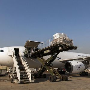 Hilfsorganisationen wie Unicef setzen ebenso wie private Unternehmen auf effiziente Logistikprozesse. Forscher der Universität Würzburg wollen jetzt auch die Supply Chains der Helfer optimieren.