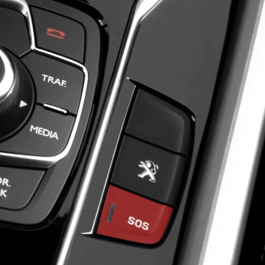 Der Notrufassistent E-Call wird Pflicht.(Bild:  Peugeot)