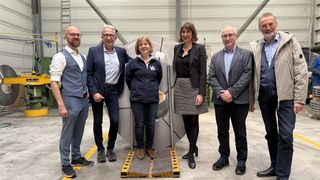 Die Unternehmerfamilien Vogel/Mathiasen und Cloppenburg/Vormann. Von links nach rechts:
Mats Mathiasen, Lutz Vogel, Regine Mathiasen, Stina Vormann, Gerald Vogel und Gerd Cloppenburg.
 (Bild: )