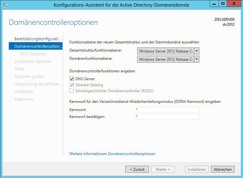Auf der nächsten Seite belassen Sie die Standardeinstellungen und legen die Funktionsebene für Gesamtstruktur und Domäne fest. Geben Sie ein Kennwort für den Wiederherstellungsmodus ein. Bestätigen Sie das nächste Fenster DNS-Optionen. Dieses besagt nur, dass noch kein DNS-Server für die Gesamtstruktur vorhanden ist. Geben Sie danach den NetBIOS-Namen der Domäne an. (Archiv: Vogel Business Media)