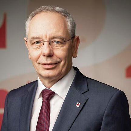 Michael Vassiliadis, Vorsitzender der IG BCE, fordert eine konkrete schlüssige Industriepolitik für Deutschland.(Bild:  IG BCE)