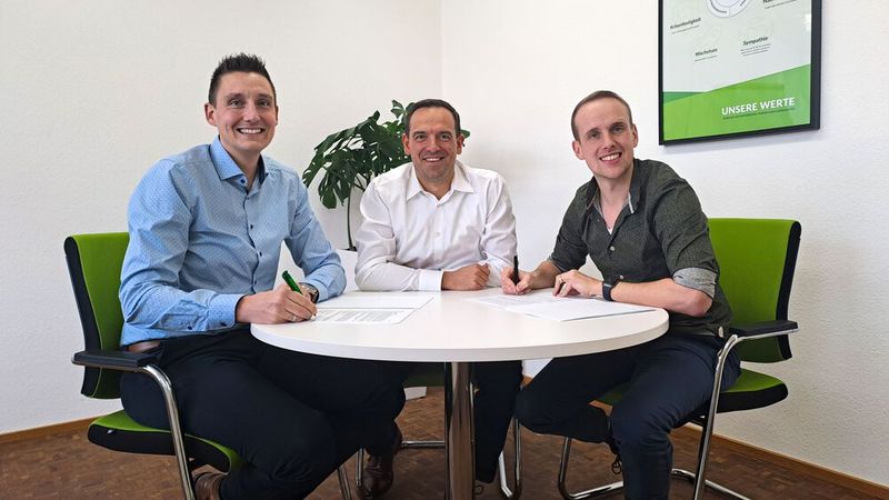 Bilden seit Anfang des Jahres die Geschäftsführung der RSU GmbH: (v.l.) Sven Döbler, Simon Reichenecker und Manuel Horn.(Bild:  RSU)