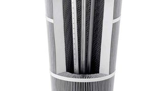 Konisches Filterelement (aufgeschnitten) mit eingesetzter Rotationsluftdüse.  (Bild: Mahle)