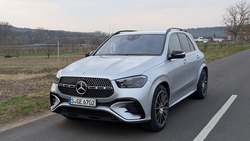 Der Mercedes GLE reiht sich zwischen dem GLC und dem GLS ein.(Bild:  Mauritz – VCG)