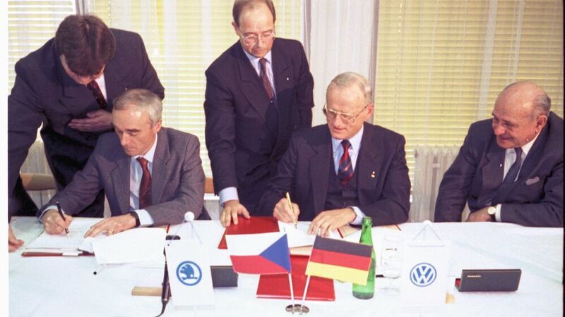 Seit bald 30 Jahren gehört Skoda zum Volkswagen-Konzern. Der historische Schritt am 16. April 1991 bildete die Grundlage für den Aufstieg des tschechischen Automobilherstellers zur globalen Automarke. (Skoda)