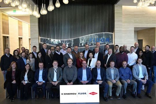 Leaders from Fluor, X-energy, and Dow gathered at Fluor’s offices in Houston to kick off the FEL-2 phase of X-energy’s advanced nuclear project in Seadrift, Texas, USA.(Source:  Fluor Corporation)