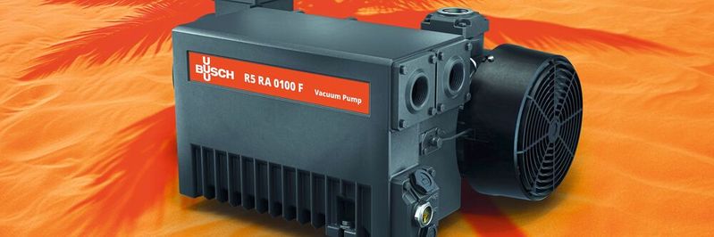 Vakuumpen (hier ein Aggregat von Busch Vacuum Solutions) kommen im Sommer schnell ins Schwitzen – Hersteller wie Busch könne dank jahrelanger Erfahrung in den Bereichen Vakuumtechnologie und Anlagenplanung Betreier unterstützen, cool zu bleiben.(Bild:  Busch Vacuum Solutions)